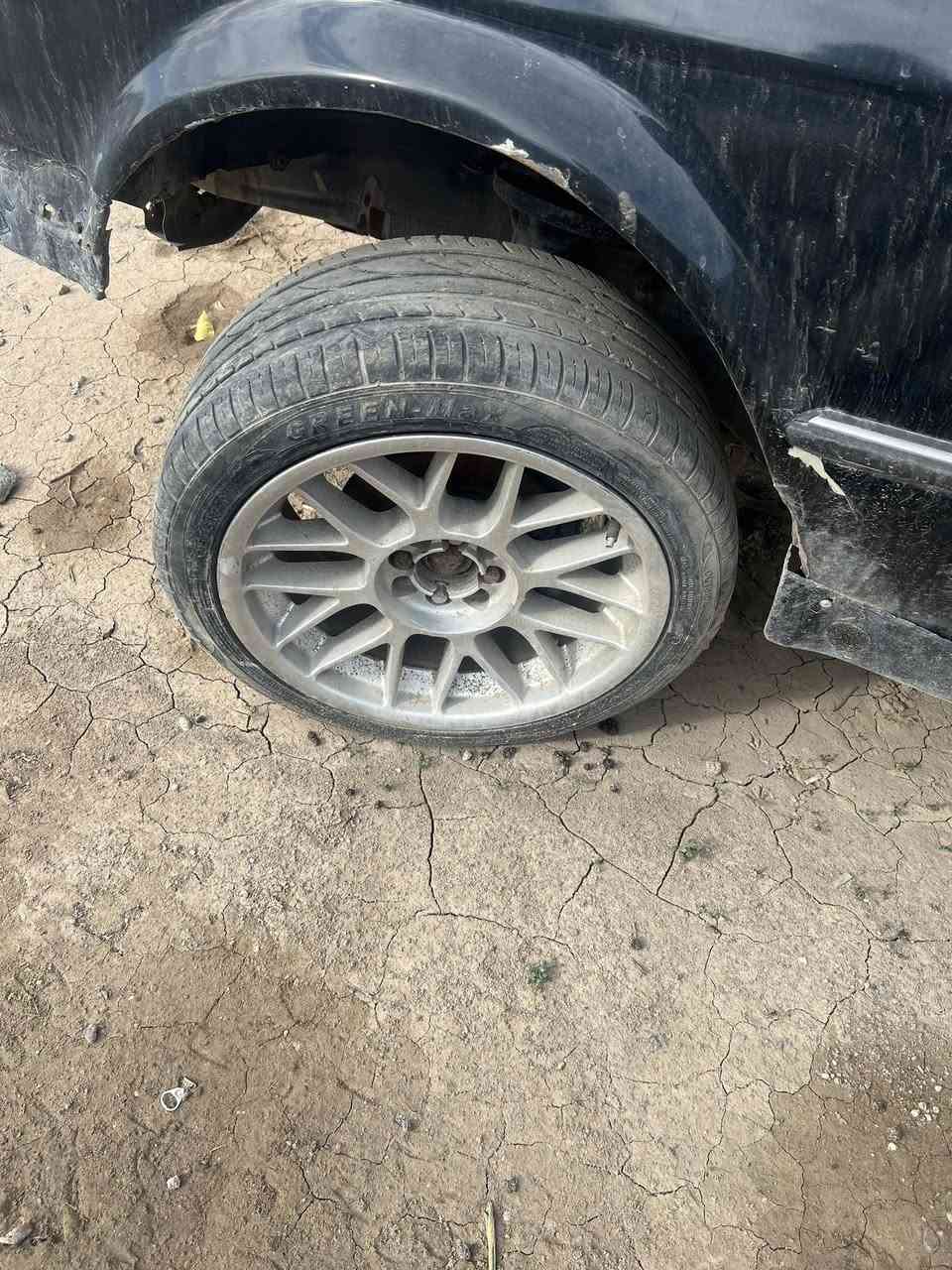 السلام عليكم ويل BBSتو سايز للبيع نضيف لا عواج ولا تصليح مكاني بغداد الدوره السعر من الاخير قفل250
4ستد حجم 17
***********
