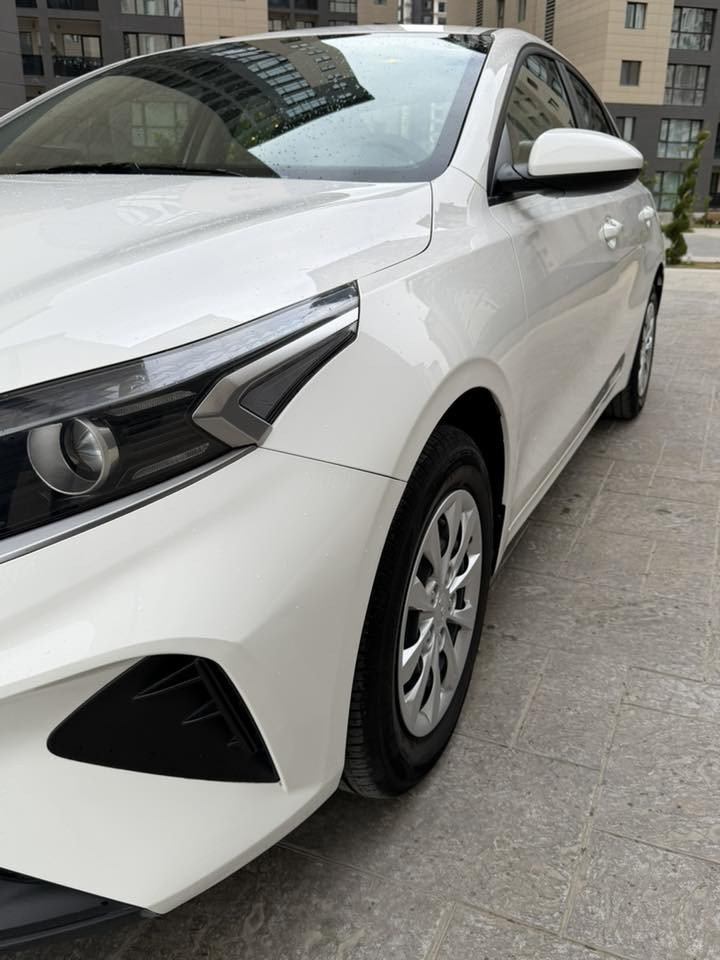 السلام عليكم 
غير متواجد على الفيس بوك الرجاء الاتصال عالرقم مكلف بالنشر 
سيراتو خليجي موديل 2024 
محرك 1600 
داخل لونين 
تبريد قطعتين 
بلوجكتر بالدعامية 
مثبت سرعة
كفالة عامة من الصبغ وبارد ماعدا رصعة بسيطة 
رقم اربيل باسم شركة فيصل عزيز تريد تحويل تريد وكالة براحتك 
ماشية 45000 حقيقي
السعر 170 ورقة وبيها مجال قليل
للاستفسار اتصال على الرقم ***********
