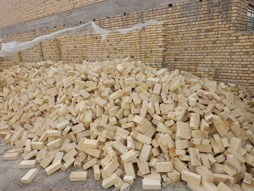 طابوك  توصيل ***********
 جميع اقضيه ونواحي ميسان  #طابوق معامل العمارة  عدد ٤٠٠٠طابوقه #وزياده# 250 ويوجد كسر للبيع  اتصال  على الأرقام التاليه أو مراسله عل واتساب //  ***********
نوع بيرنا  معامل الطيب   
ونوع انجكتر. قوه ولون وعدد كامل وقالب واحد  #ميسان #المجر #علي الغربي #المشرح #كميت #علي الشرجي# الكحلاء #ميمونه على مدار 24 ساعه# عمارة, ميسان
