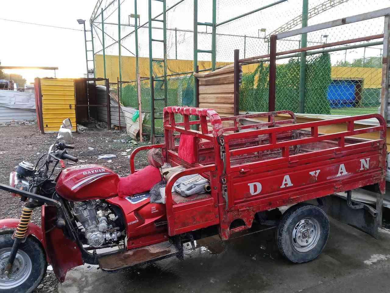 ستوته دايوان موديل 18 محرك 21 ستوته فحل اوراق موجوده اصولي ستوته خير من الله تاخذهة وتنام رغد عليهة بس بيهة فطر بشاصي المامي مايثر العنوان الشعله بلدوانم السعر علا التصال الرقم *********** ولشراي بي خير ويدلل
