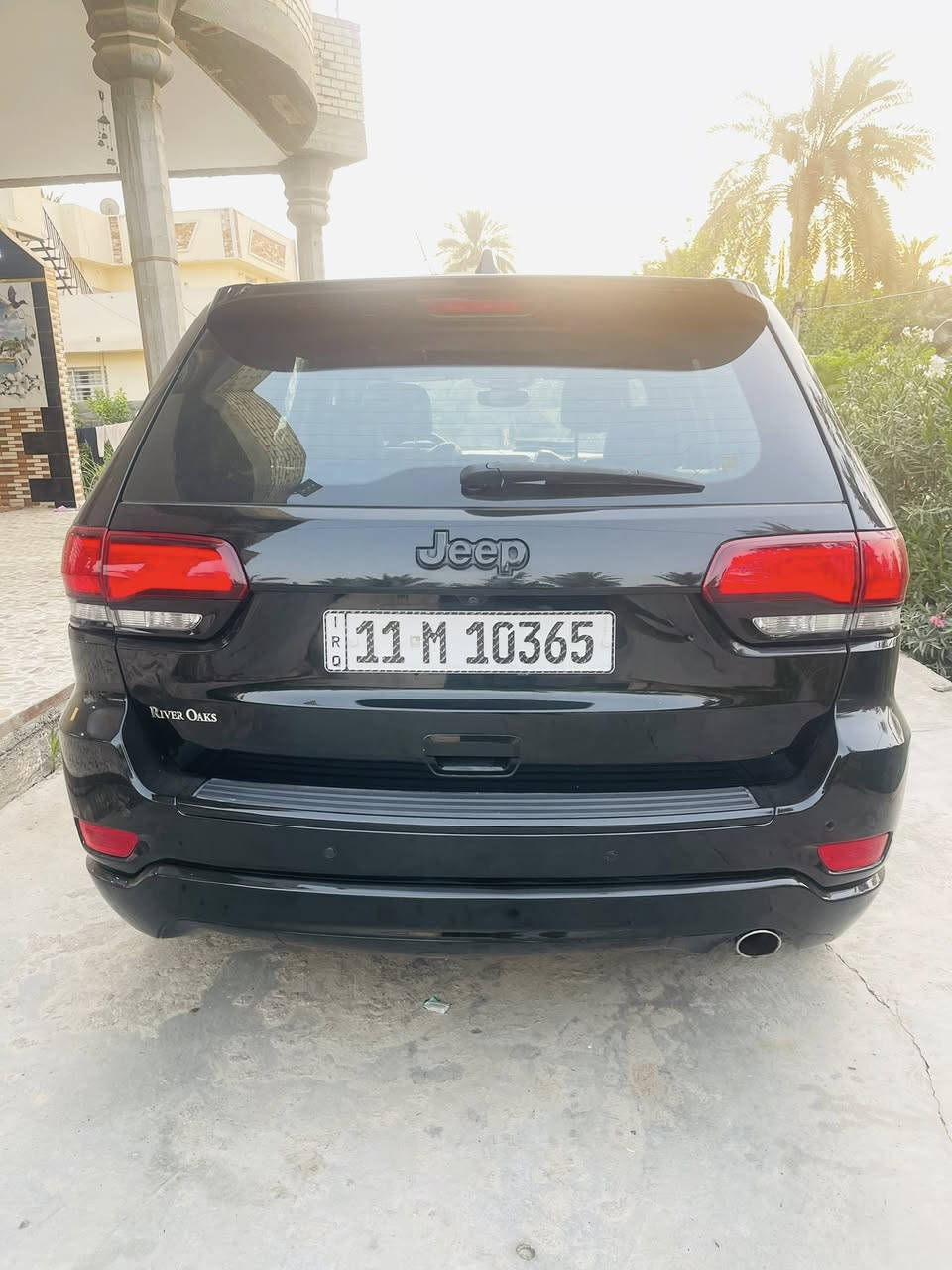 السلام عليكم 
جيب بلاك توب 
امريكي. 2018 صور الحادث موجودات بل منشور 
السيارة بيهة فتحة شاشة كبيرة 
تخم تاير جديد
مكينة وكير وحدادية كلة مكفول 
رقم بغداد مشروع وطني 
السعر 158$
للاستفسار ***********
