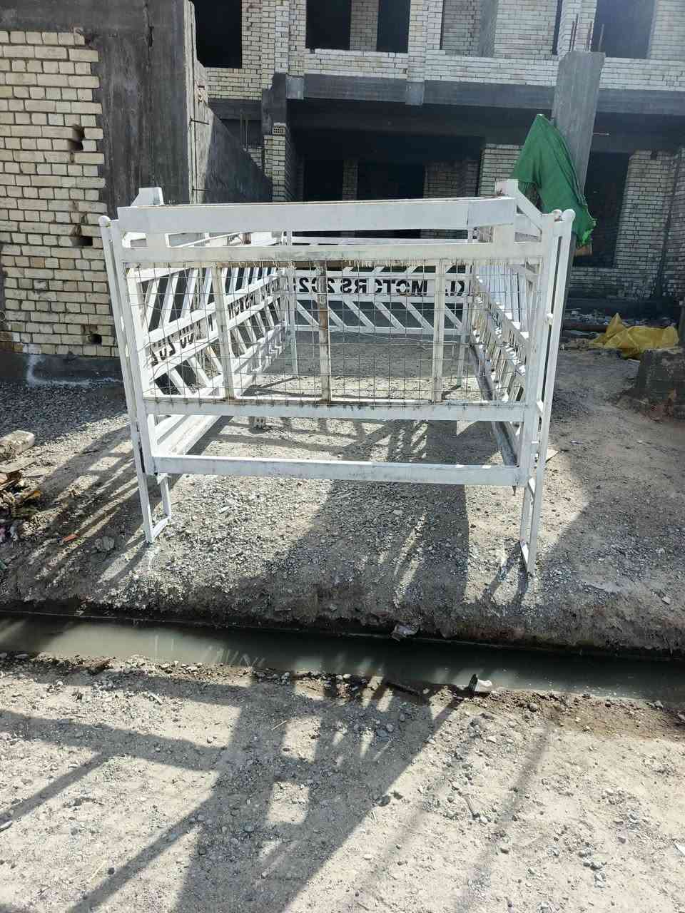 للبيع  محجرات كيه  نثيه وفحل
الاحمر مغلف نثيه السعر ٢٥٠
الابيض مال فحل السعر ٣٠٠
مكان بغداد المعامل
***********
