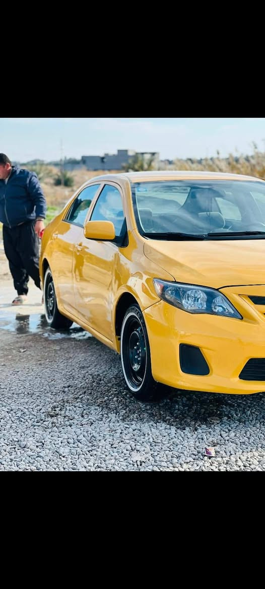 السلام عليكم  كورله 2012رقم بغداد تحويل مباشر هيئه غرامات مصفره مكينه ١٩صدر خلفي أمامي جديد صبغه جديده وتايرات خط أبيض جديد تبريد تتفئه تبريد شغال حادثها فقط بس بونيد بدون دواخل شوصي لغود كفاله ***********
