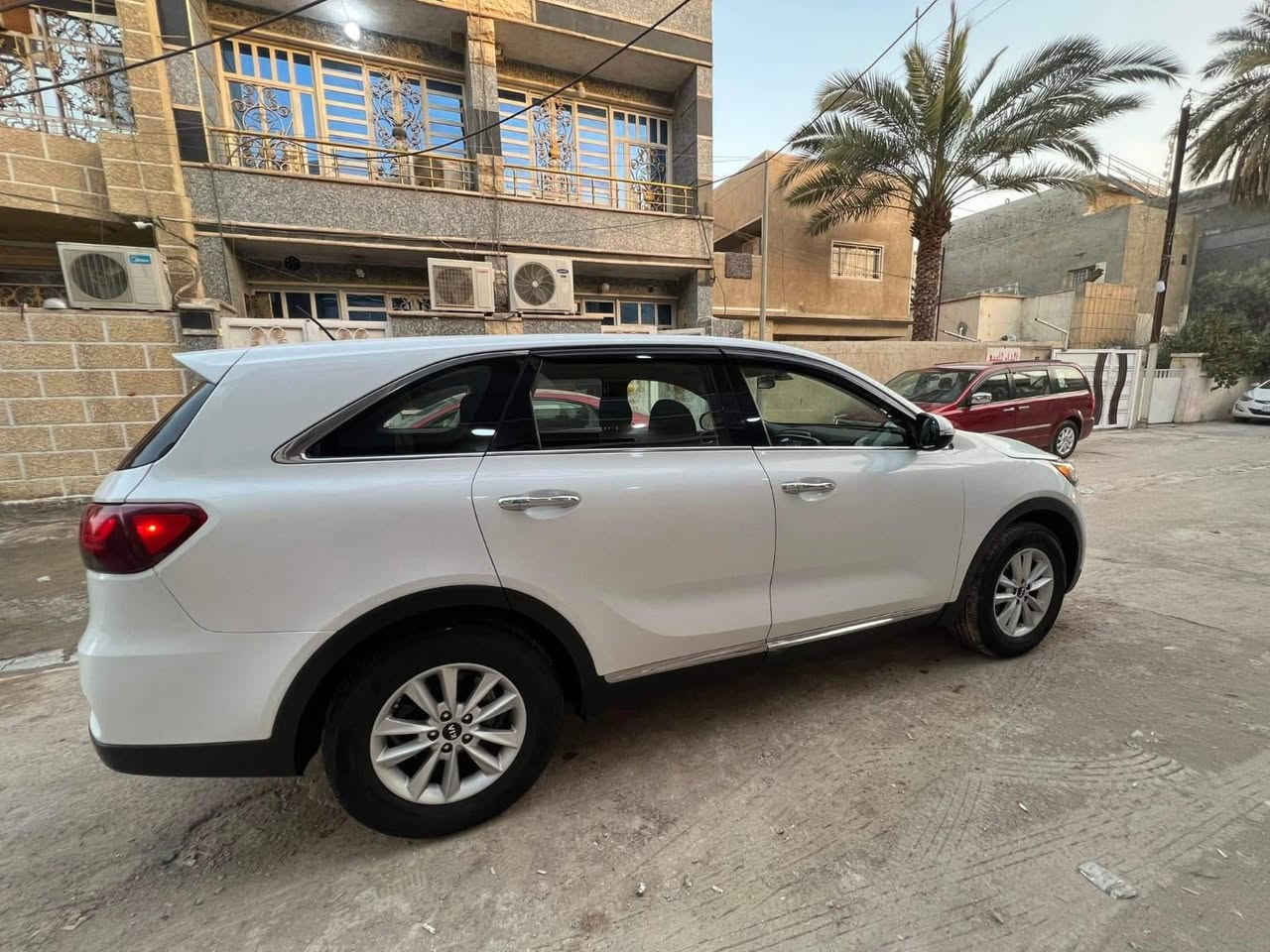 للبيع سورنتو ١٩ أمريكي كلشي. موضح. بالصوره. السعر ٢٣٠ وبي مجال ً اتصال. اوً واتساب ***********
