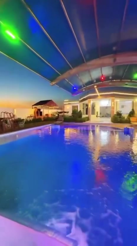 ⚜️مزرعة كوين ⚜️ موثقه بتطبيق اجرلي 
⚜️مسبح للكبار والصغار 🏊‍♂️
⚜️مساحة المزرعة دونم و نصف (٣٦٠٠م٢)
⚜️منضده /فيشه/العاب اطفال
⚜️حديقه كبيره وصغيره وبستان كامله 🌴
⚜️شوايات 🐟
⚜️صحيات خارجيه وسويت داخلي🧴
⚜️مطبخ مجهز بالكامل 
⚜️صاله كبيره ومجهزه بالكامل
⚜️غرفة نوم  🛏
⚜️انترنيت 4G🚆
⚜️كهرباء٢٤ساعه 
⚜️كراج كبير للسيارات 🚙🚗
⚜️نضام الايجار شفتات او ٢٤ساعه ⏰
الشفتات شفت النهاري من ساعه 10صباحآ  الى الساعه 6 عصرآ الشفت الليلي من الساعه8مساءآ الى الساعه ٨صباحآ  واليوم الكامل من الساعه 10 صباحآ  الى ثاني يوم الساعه8 صباحآ 
⚜️العنوان : صلاح الدين قضاء بلد مدخل 2
 ⚜️للحجز و للاستفسار المراسله
‭***********‬
‭***********‬‬
