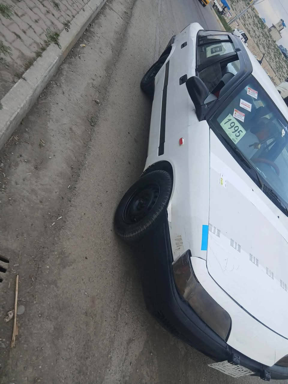 دايو موديل 1995 مشروع واطني 
ده فتر بانزين  محرك فه ل  كير محرك شه رت 

***********
*********** كركوك, العراق
