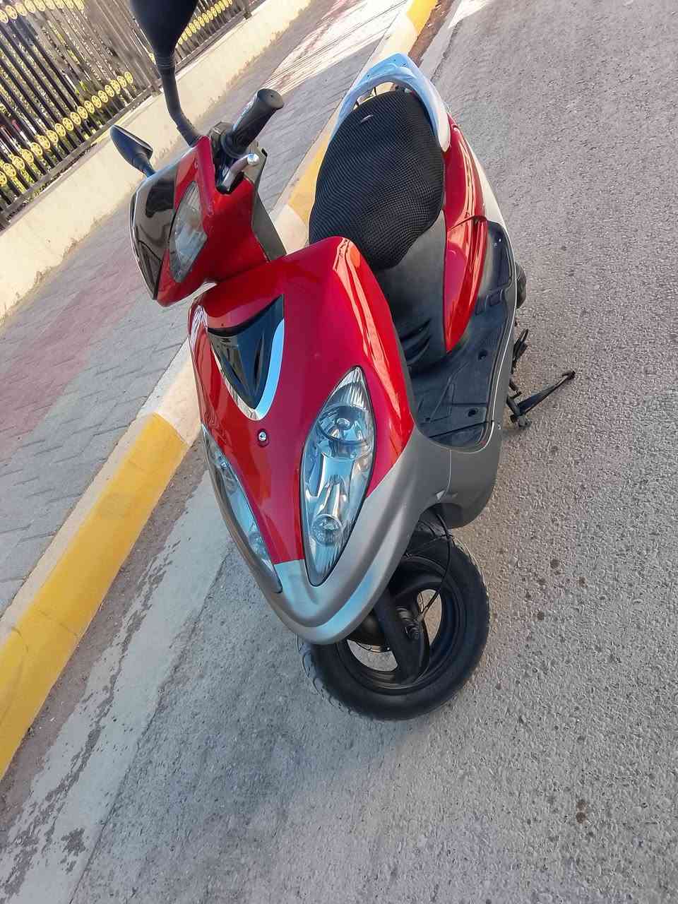 ياالله
للبيع دراجه سايم ابو عيون محرك نظيف فول نعومة سلف هندر كهربائياته كلها شغاله ما بي اي نقص دراجة فول نظافه السعر 525 وبي مجال بسيط العنوان الرمادي الاتصال على الرقم ***********
