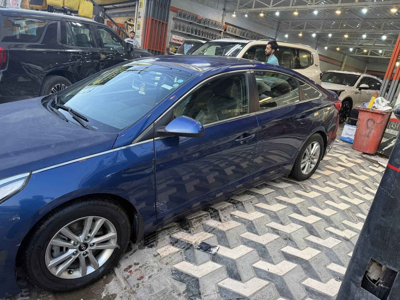 السلام عليكم
للبيع سوناتا ٢٠١٧ (مواصفات عادية) لون نيلي مميز وارد امريكي ماشية ١٥٥ الف ميل ، مكينة 2400 gdi
رقم انكليزي جديد شمالي (سليمانية) (شرط التحويل) سنوية بإسمي تنتهي ب٢٠٢٩
مكفولة من التنقيص و التبخير 
السيارة بيهة حالوب و عدة قطع ابيع (حزام) كما موضح في السونار وحادث امريكا بسيط جداً جداً كما منشور في الصور ورقم الشاصي، وبيهة بارد في الباب ما مصلح و بارد مصلح في الجاملغ (يحتاج تكحيل فقط) و نقص تبريد ( علماً ان الفريز شديتة قبل ٤ اشهر) بيهة ملاحظات في الصبغ و الحدادية نص عمر
السيارة شادلهة منظومة غاز سعة ٦٠ لتر (يعني غاز بانزين تشتغل وانسى الدوانز) مع كرت الضمان جاهزة متصرف عليهة دينار، وتصرف اقل من النيسان سني
مكان السيارة:  النجف- مجمع طيبة السكني 
رقم الهاتف : ***********
السعر: ٩٧ ورقة وبيهة مجال بسيط
