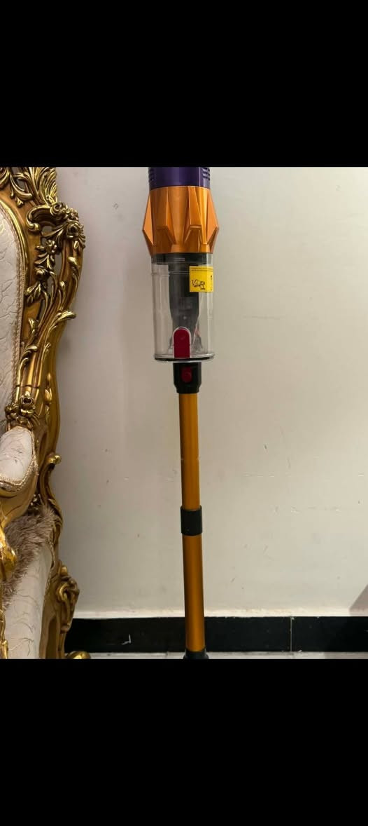 سلام عليكم مستعجل بيع مكنسه شحن سعره 75 الف من بغداد حي جوادين ***********
