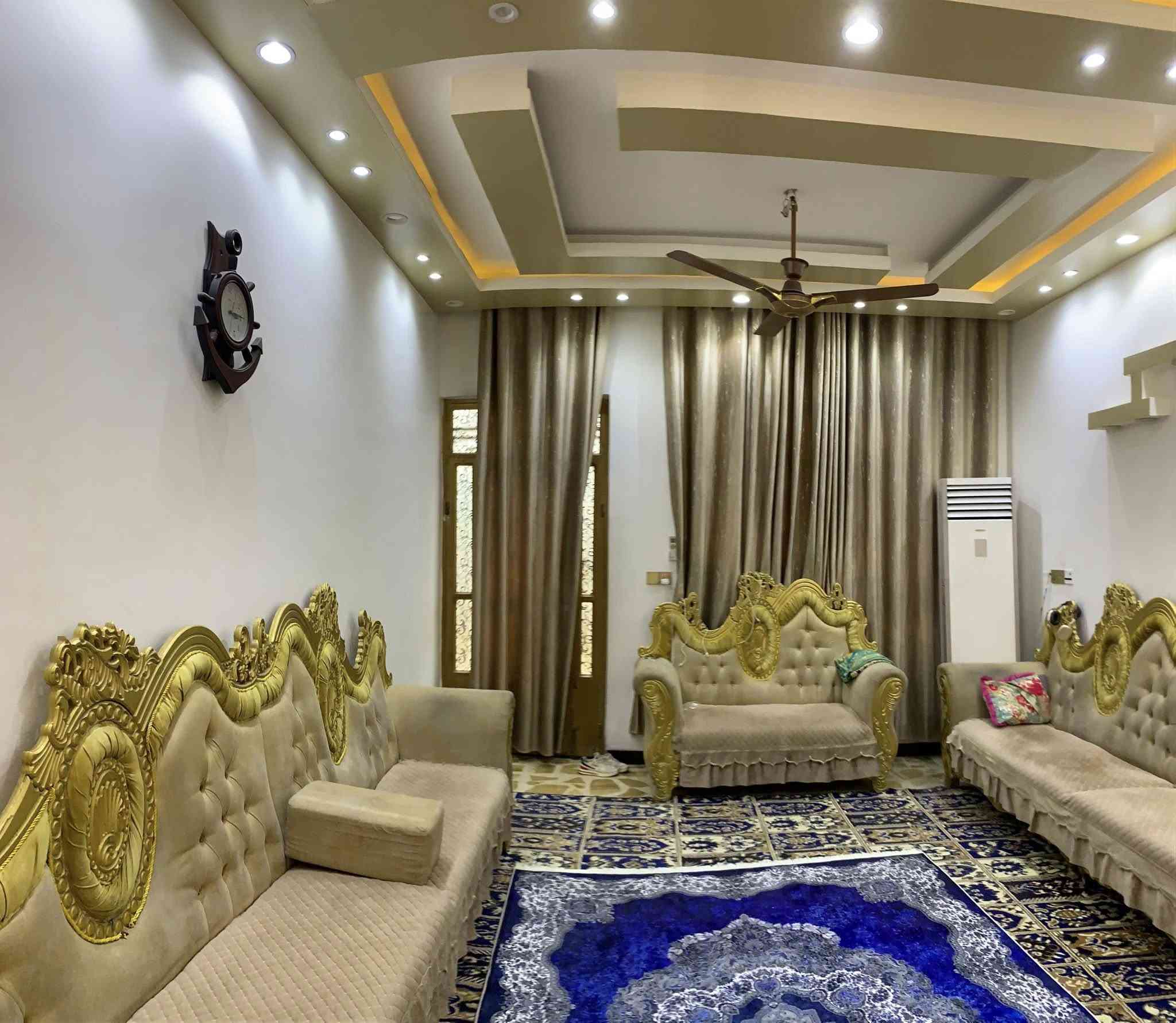 بسم الله ماشاءالله 🤲
150 متر طابو ملك صرف 🫴🏻
مدخلين استقبال مطبخ غرفه نوم 🏠
خدمات داخليه وخارجيه 🔘
طابق الثاني 3 غرف نوم وخدمات 
ومنور ومطبخ وخدمات ايضا 🫡
بيت جديد يصلح سكن او استثمار ☑️
عنوان الانتصار شارع 25 مقابيل
مستشفى حمادي شهاب 
قبل مرور الحسينيه 🔈
تفاصيل اكثر ***********
