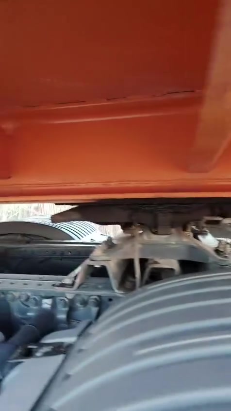 السلام عليكم عربانه للبيع حداديه شاص 16 الطول 13 و30 ***********
