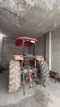 سلام عليكم تركتر ايراني 2009 التفاصيل عل رقم 
***********
