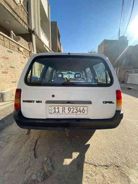 السلام عليكم عندي سيارة اوبل كاديت مديل 91 سنوية 2030 بسمي مشروع وطني مكينه 1600 كير عادي مكاني بغداد سيارة بلاديه السعر 34 ورقة للبيع فقط الاتصال ***********
