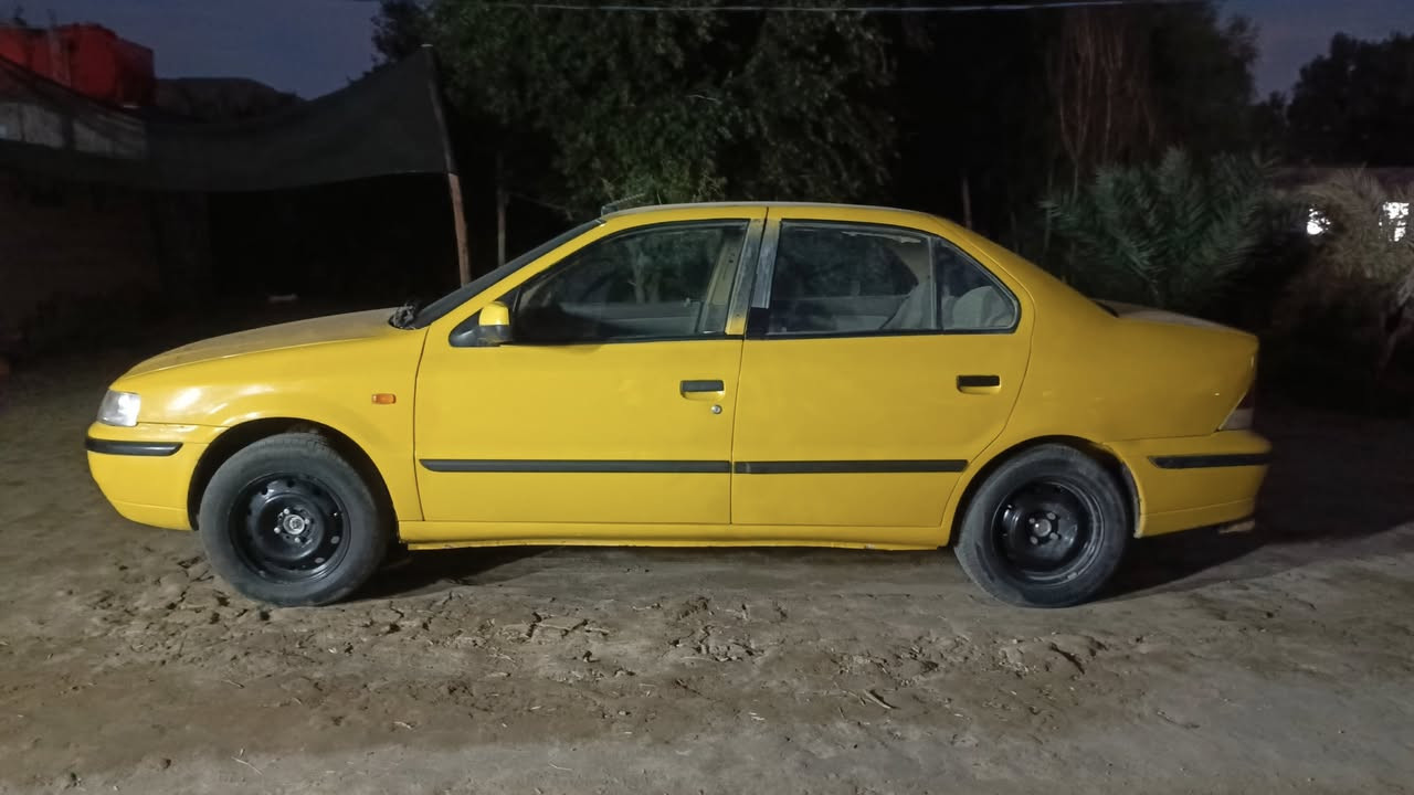 سمند مديل ١٠ سنويه ل ٢٧ مصفره غرامات عليه هيئه ١٠٠ الف توني ملكط خياساته وصابغه صبغه جديد زنون شمسي  كهربائيات شغاله    كير حاويه ستوني شاده فرنسي تايرات نضيفان مكينه بيه خيط بخار تبريد ثلج 🥶 راعيه موجود يريد مداور  المكان دوانيه الحمزه الشرقي  ٣٢ وبيه مجال قليل ***********
