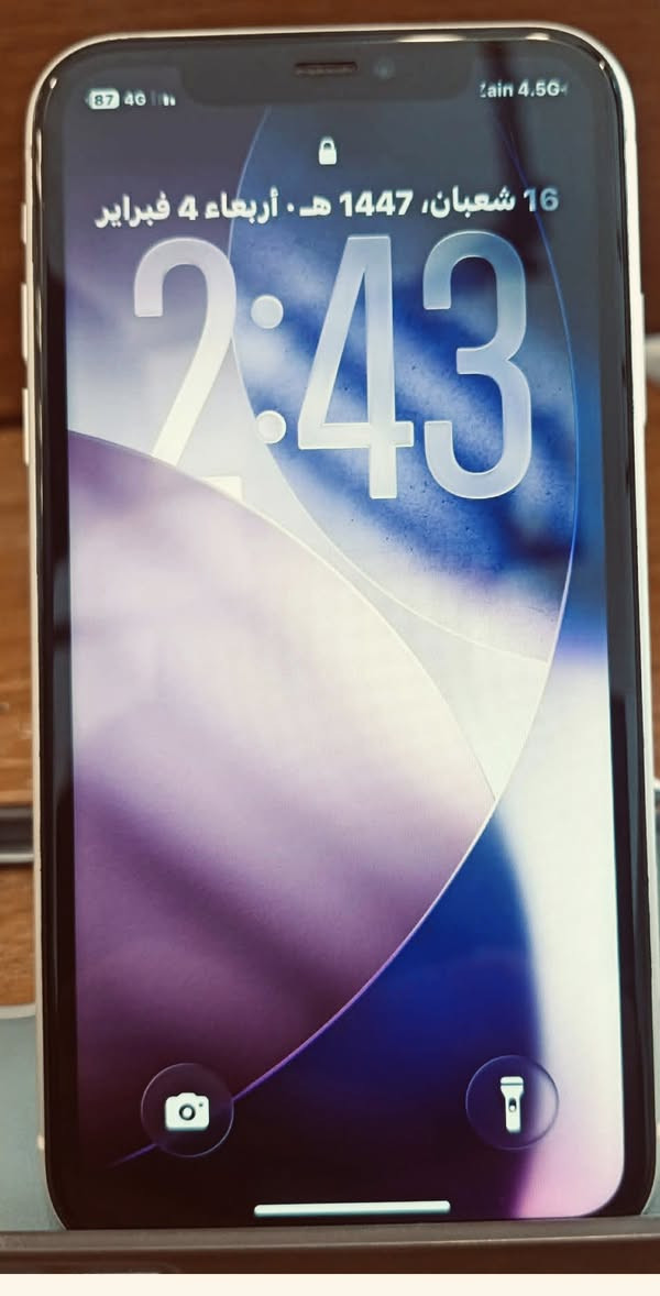 آيفون 11 العادي  جهاز نضيف 95"•\•ما مبدل بي كلشي  بطارية 🔋 94 ذاكرة 128    لاستفسار.   ***********.
