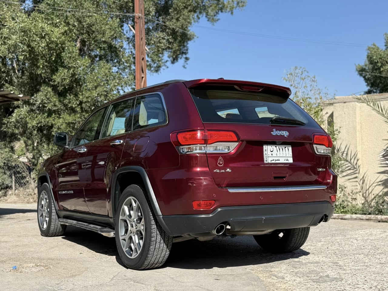 السلام عليكم 
للبيع فقط 
جيب ليمتد خليجي 2020 
فول مواصفات (بنورما)
رقم بغداد تحويل ثاني يوم 
ماشيه ١٣٧ (كيلو) 
كفالة عامه من صبغ وتبديل وكير ومكينه الى اخره .. 
عده ملاحضات بسيطه جداً 
السعر ٢٦٥ وبي مجال بسيط جدا 
مكانها بغداد السيديه
***********
