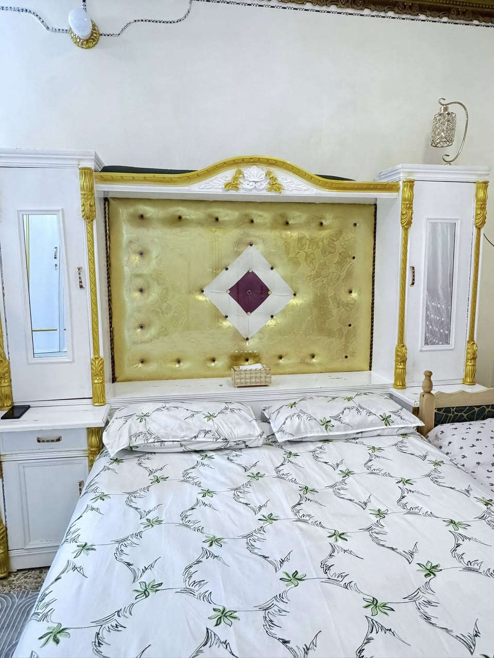 السلام عليكم
غرفة اخشاب للبيع نجاره
السعر مليون و800


**إذا كنت صاحب هذا الإعلان وتريد حذفه لأي سبب، رجاءا أرسل رسالة إلى الدعم الفني**