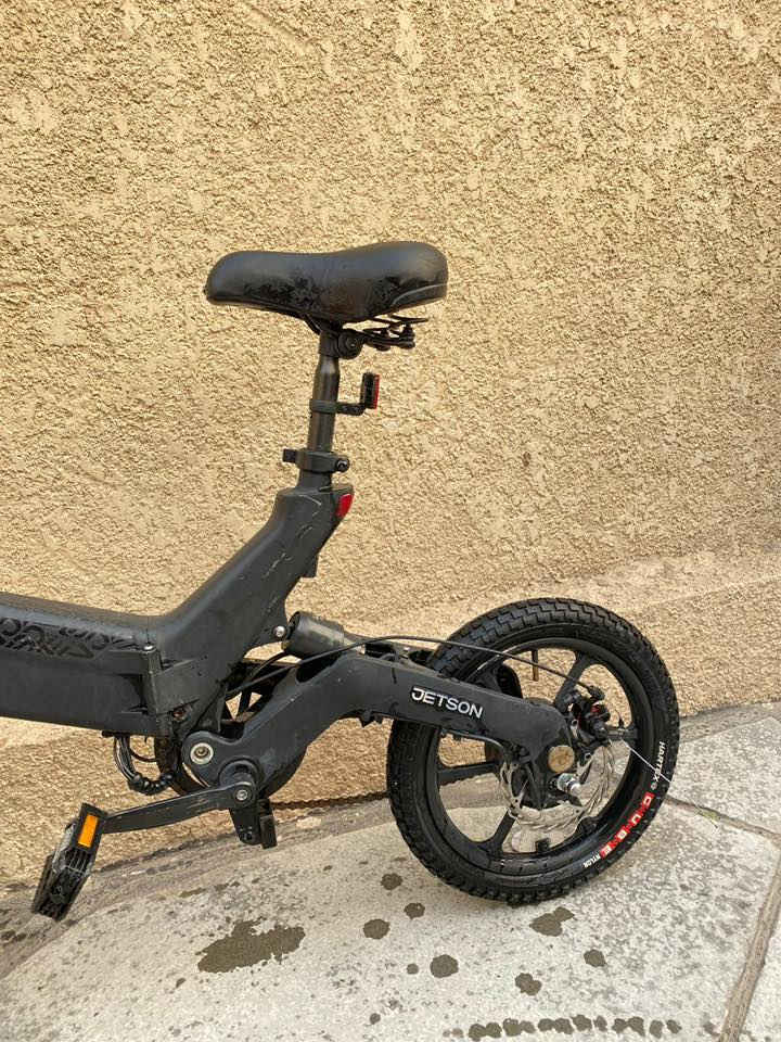 يالله سلام عليكم الغوالي عندي بايسكل جيتسون وارد يابان اصل البايسكل كهربائي سعره 150 وبيه مجال عنواني بغداد حي القاهره الاستفسار اتصل على هذا الرقم وتدلل ***********
