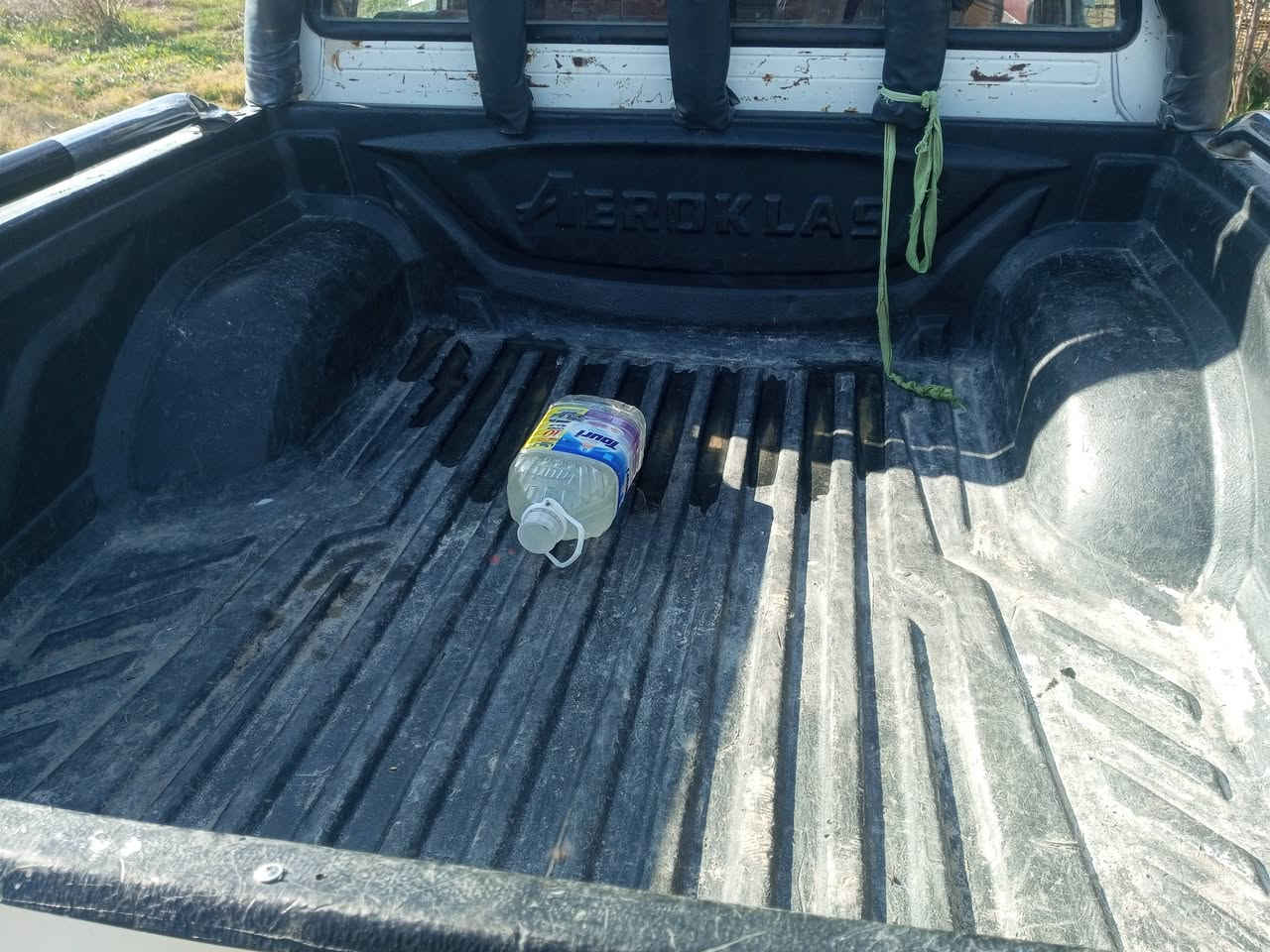 دير للبيع 2007 مكفوله من اي حادث كير اكسل محرك كابريته بل جيس كهرباء شقاله كل تخم تاير جديد محرك رقم بابل نكليزي تحويل ثاني يوم المكان واسط الاستفسار عل رقم *********** السعر 43 وبيهه مجال
