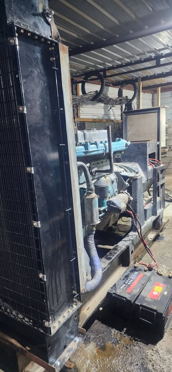 السلام عليكم
يتوفر مولدات للبيع عدد ٢
مع مقطورة عدد ٢
مع اجازة استلام كاز 200 KV
مع عدد امبيرات 550 امبير

للاستفسار الاتصال على الرقم ***********
