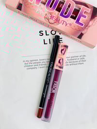 فافور بيوتي • روج مات • تحديد مخملي