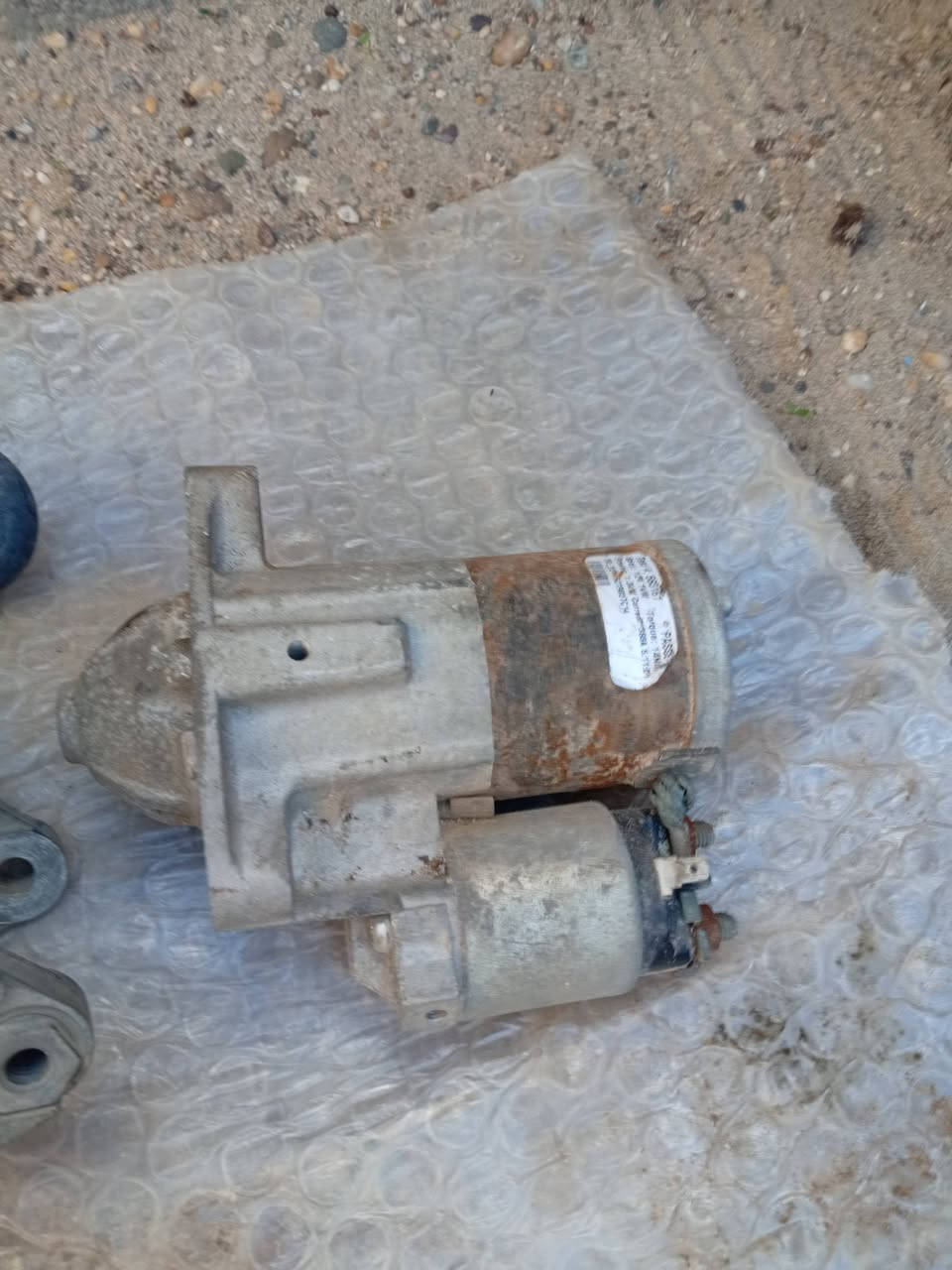 السلام عليكم اخوان غراض جيب 2008 التواصل وتساب ***********
