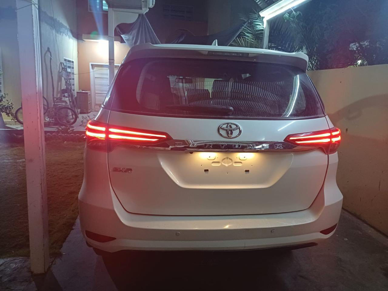 السلام عليكم فورتشنر ٢٠١٧ /٤سلندر ماشيه ١٦٠ سياره علئ ايدي من الزيرو مكفوله من الحادث ماعدئ شبر جاملغ السايق بارد بيهه بعض رصعات وشخطين بالدعاميه بسبب الاستخدام كشنات مغلفه من الزيرو ادامه دهن دسكات كير كله بالشركه وفق وصولات سياره رقم اربيل باسمي رقم الجديد تواجد السياره بغداد نجف السعر ٢٢٥ ورقه


**إذا كنت صاحب هذا الإعلان وتريد حذفه لأي سبب، رجاءا أرسل رسالة إلى الدعم الفني**