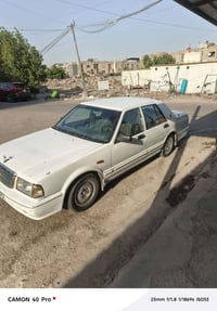 نيسان سيدرك 2001 لبيع  رايده 45 رقم 07752707779 نواقص السياره حداديه
