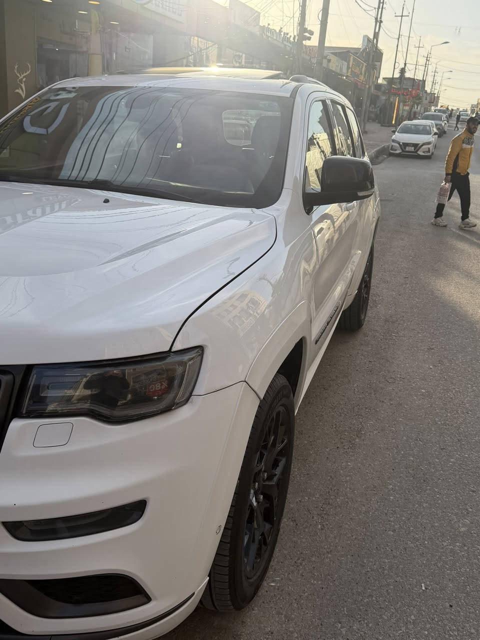 جيب كراند شيروكي اس فئه S 2020 ( خـليـجـي )
ماشيه 157كم

فول فول مواصفات فورويل بارنوما فتحة 

السياره كفاله عامه من الصبغ .كير مكينه صدر كلها كفاله عامه

 ( وكاله هارلم) 

مكينة  3600 6 سلندر  

 سقف بانوراما 

 كشنات جلد وشاموا اسود بي تطيعمات احمر+ كهرباء + تدفئه + خزن ٣ وضعيات 

 نظام النقطة العمياء 

 ويل حجم 20 بلادي سبورت 

 نضام خاص للطرق الوعرة 

تشغيل عن بعد 

مري كهرباء 

 مرايا متحسسة للضوه العالي 

 بخاخات لتنضيف اللايتات الامامي

 نظام تشغيل واطفاء المحرك اوتماتيكي للتوفير وعدم صرف الوقود عند الايقاف (AUTO START SYSTEM)

 

وضعيات قيادة التحكم بيهم عن طريق الماوس 

لايت زنون امامي ولد خلفي 

 تخم تاير جديد

 ستيرن كهرباء + تدفئه ستيرن 

 بصمه

 حساسات خلفية امامية

رايدها ب340

للاستفسار : ***********/***********
