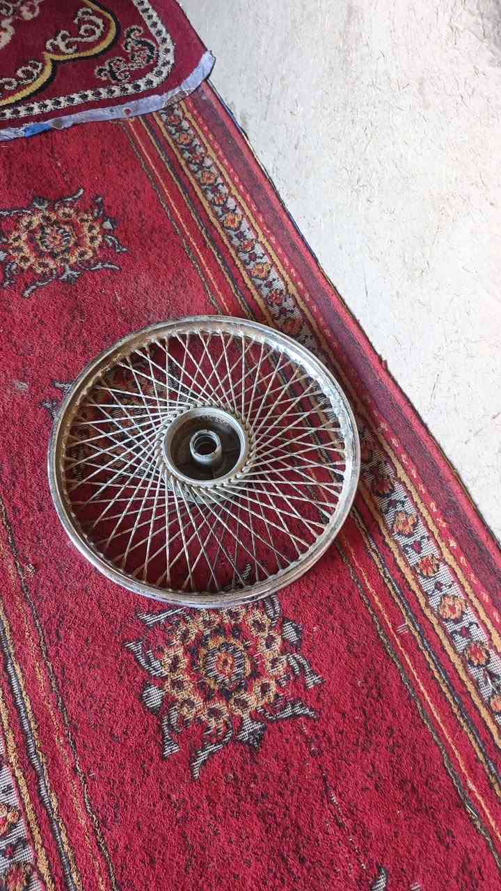 سلام عليكم دراجه اللبيع كلك كلك شاصي جديد ما بيه اي الحيم مكينه شغاله وياله وجلدات جدد ماشه جديده وتكفل بي من السرقه ب 150 قفل كلهن والشراي يتواصل خاص


**إذا كنت صاحب هذا الإعلان وتريد حذفه لأي سبب، رجاءا أرسل رسالة إلى الدعم الفني**