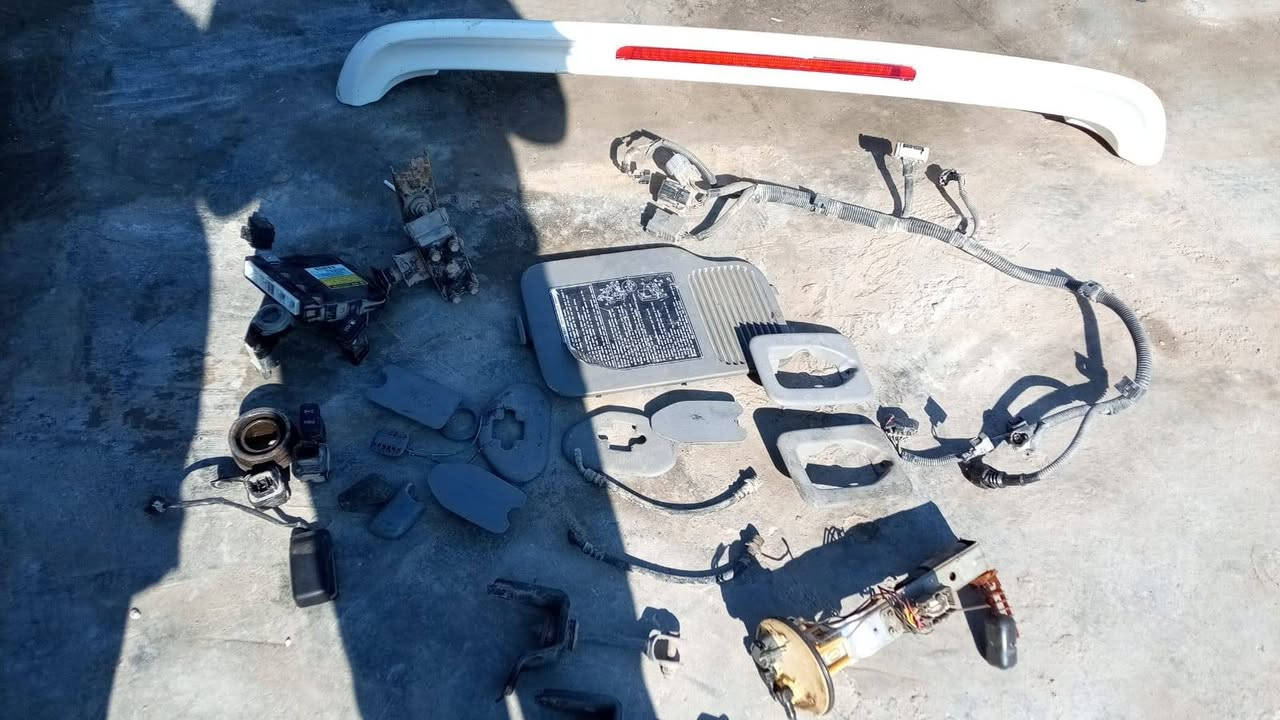 للبيع الضفيره مال اتو ماتيك وبقيات الغراض شرط الشغل وانضافه ***********
