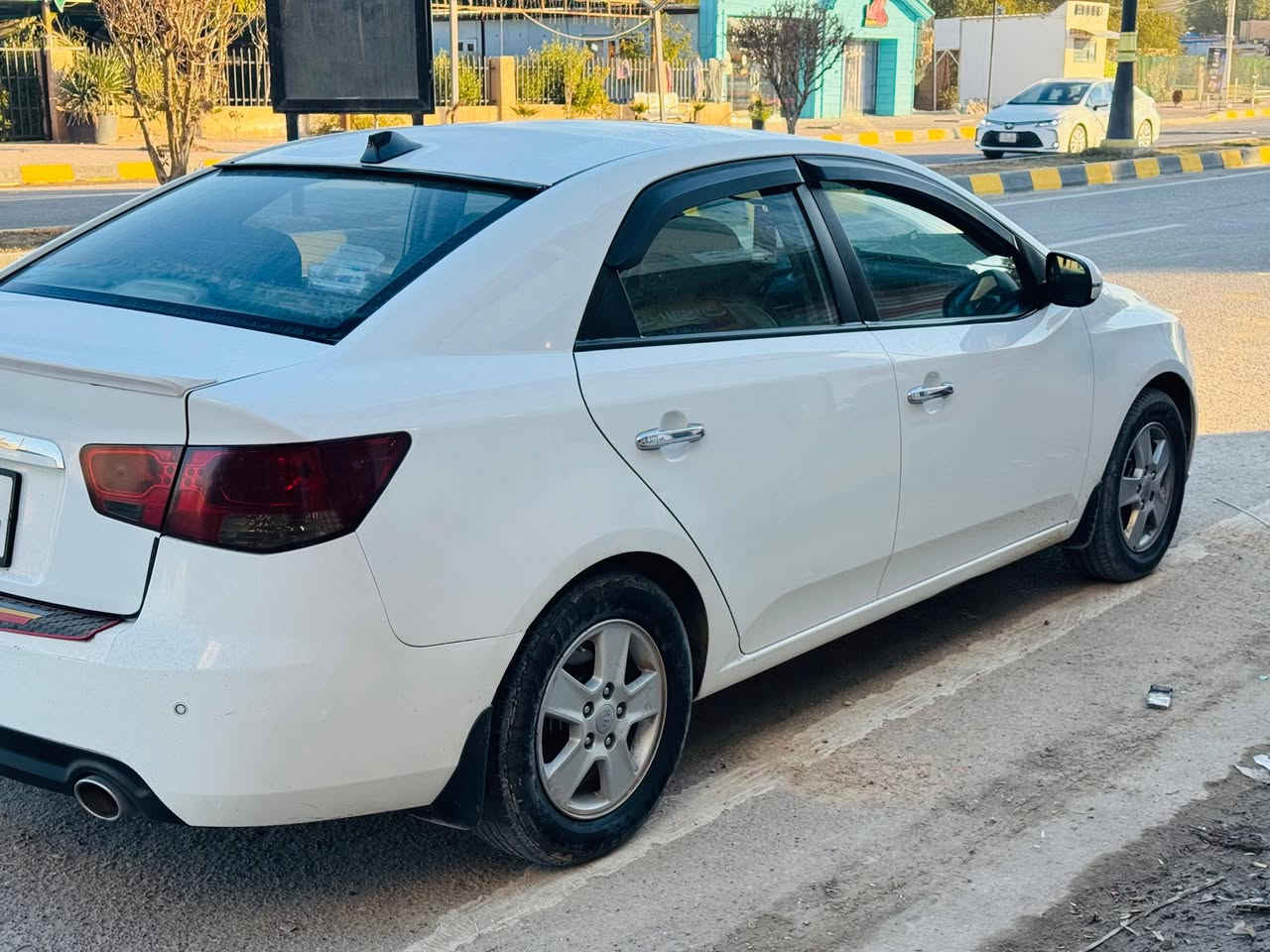 كيا سيراتو خليجي 2013 سنوية باسمي وهزه جديده وشرط التحويل مواصفات نص فول ماشيه 132 كيلو
مكاني تكريت 
***********
