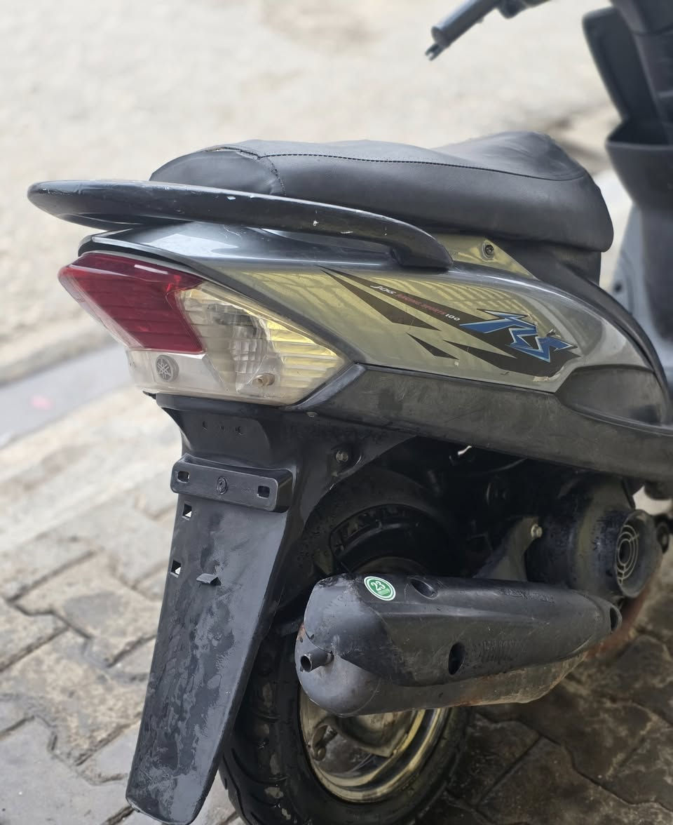 للبيع ماكس عدلة ياباني 49 بلادية
دراجة جاهزة نكرة سلف هندر كهربيات كله شغال 
كفر مختم ختم واحد دراجة كلها بلادية 
محرك نضيف كلش اخرس و شلعة معدل فؤل 
وعلفحص دراجة مفتوحة فقط لاستيك شرط محرك كفالة 

سعر 490 وبي مجال بسيط جدا للشراي مكاني نجف


**إذا كنت صاحب هذا الإعلان وتريد حذفه لأي سبب، رجاءا أرسل رسالة إلى الدعم الفني**