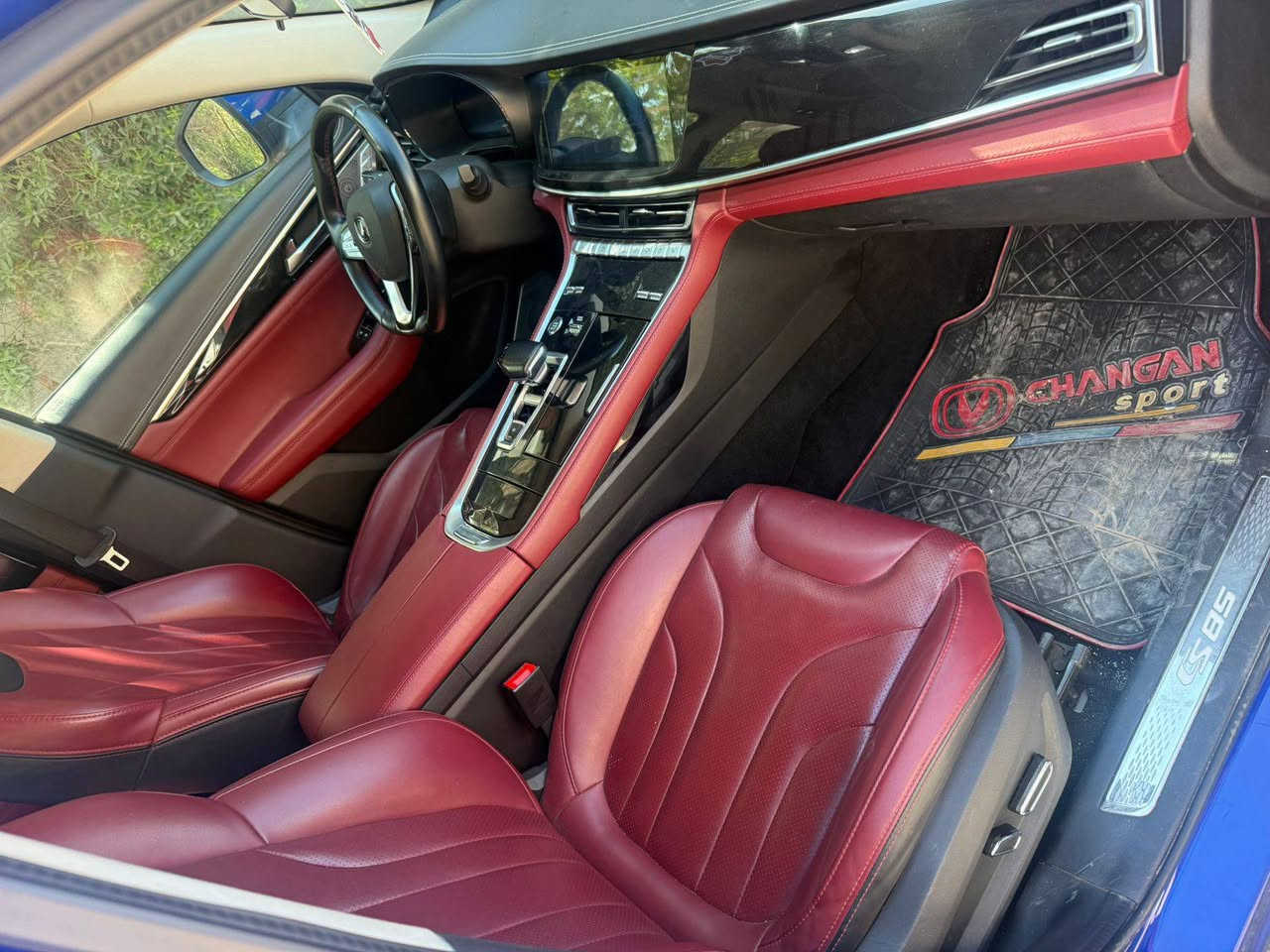 السلام عليكم 
للبيع شانجان 2022 مكفوله كفاله عامه رقم بغداد باسمي السياره جاهزه للخير كير مكينه مكفولات السياره فولل مواصفات مكان السياره بابل حله السعر 180 وبيه مجال اتصل وبيك خير ودلل لا يوجد خاص.
***********
