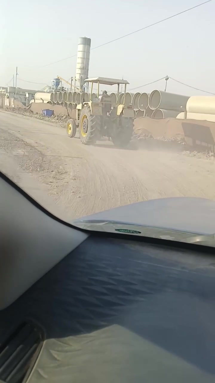 سلام عليكم عنتر للبيع 121 جاهزه من كل شيء ماكينه وقير واكسي الماكينه وراها فدان وخرماشه ومرازه وجاهزه سنوياتها سنه 30 يلا تسقط بعد اربع سنوات تحويل ثاني يوم بيها حصه مال غاز حصتها خمس براميل وجاهزه من كل شيء ***********
