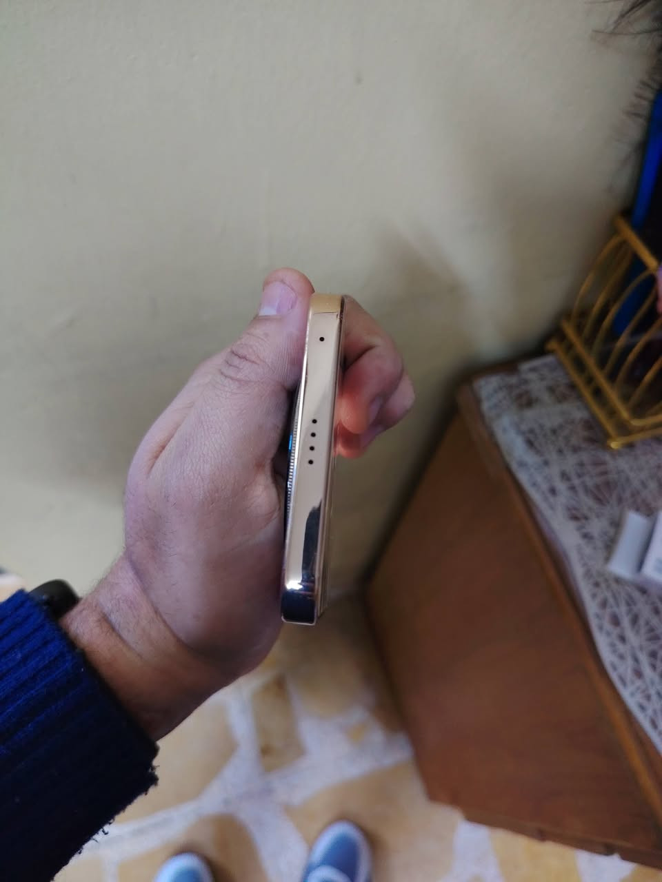 هونر x9d
لونه ماروني وذهبي  
مستعمل شي قليل جدا 
الجهاز نظيف حيل  وبعدو لزكت الشركه بي 
السعر 390 وبي مجال 
رقمي  ***********
