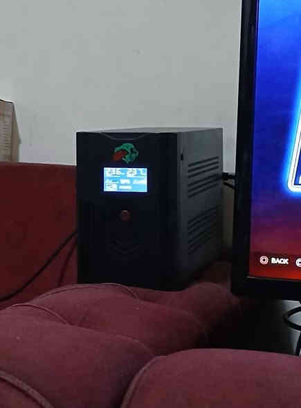 بلي 5 سلم قرص يجي وياه ستاند و يده اصليه بس لون اسود  و تجاريه سماويه نضافه البلي والجوستك 97% اذا تحب وياه الأقراص بلاك اوبس ثري و وياه gta 5 يزيد السعر واذا وياه ال UPS هم يزيد السعر اذا تريده والسعر 600 وبي مجال قليل بدون الأقراص و الUPSو يجي وياه كارتونه مالته و غراضه و وايراته الاصليه  مستعمل شهر واحد  تيرا كامله رقمي ***********4
