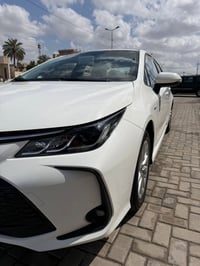 كورلا ٢٠٢٥هايبرد ماشيه ١١ الف فول مواصفات شكل خليجي تحويل مباشر مكفوله...