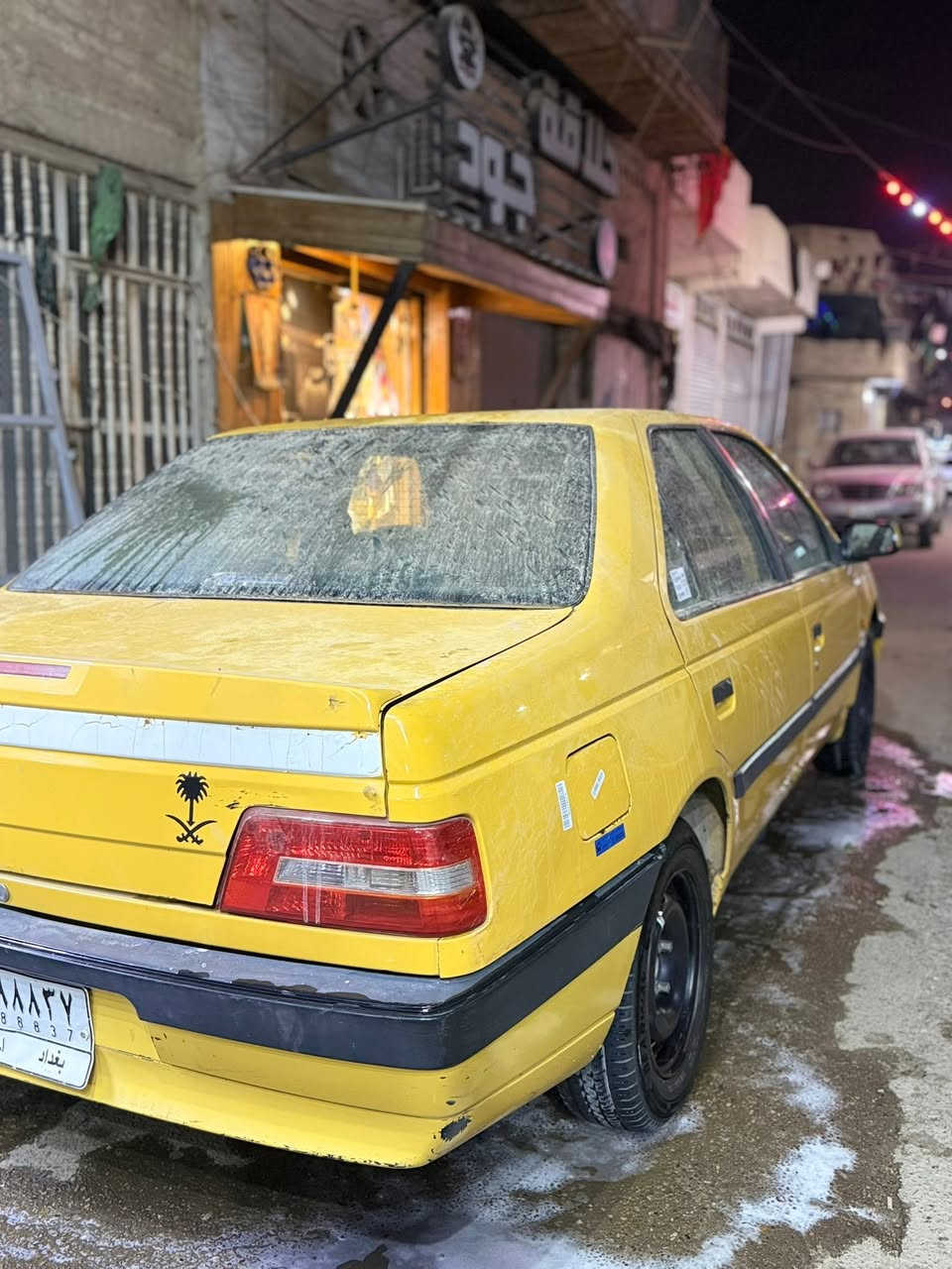 سلام عليكم بيجو لميس ٢٠١٢ للبيع مكفولة من صبغ وضربة تبريد شغال مكينة خير من اللة وكير كذالك صدر زين تخم تاير جديد هية وغرامات مصفرة سيارة ب اسمي مامتواجد على فيس السعر ٣٢ بيه مجال مكاني كرادة كم سارة رقم الهاتف ***********
