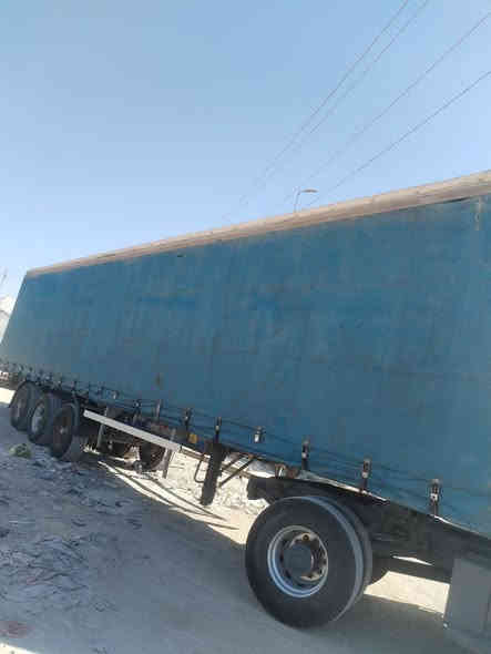 للبيع سعر ٦٥ وبيه مجال ***********
