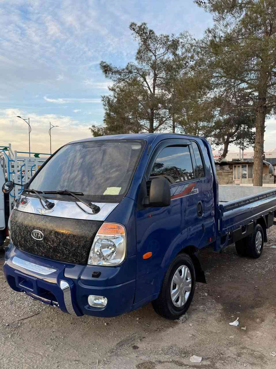 کیا مەکەینە (٣٠٠٠).عادی بێ سۆپەر  مەکینە مەرخوب مۆدیلی (٢٠٠٤)  سەنەوی عەسلی و وەکالە لەگەلە بی کیشە بۆ هەموو شوینیک ئەروا  دوبارە و تەزویر نیە ، برۆ بۆ جنوب  . گیر و مەکینەی مەزبوتە کوشن و گاعی تازە تیگیراوە لیدراوی نیە  زۆر زۆر جوانە سەیارەکە بی کیشە  موشتەری نیت نامەو تەلەفون مەکە. پارەی بڕاوەیەکە. *********** السليمانية, العراق
