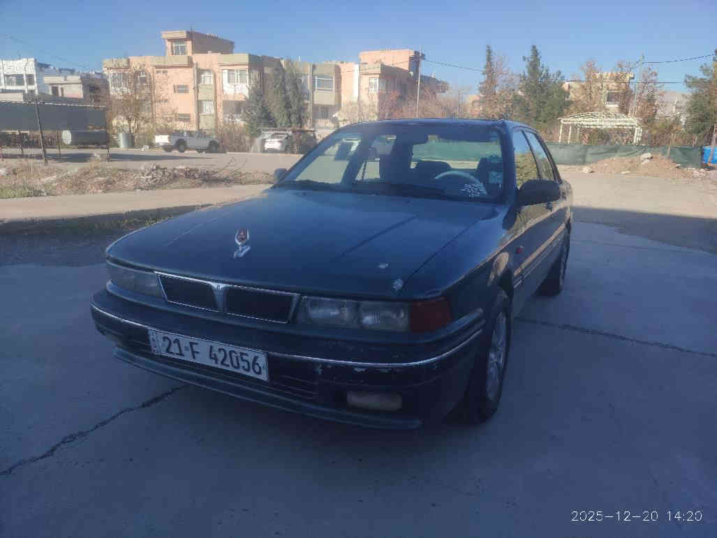 سڵاوی خوای گەورەتان لێ بێت 
گڵاند مۆدێل 1991ڕەقەمو سەنەوی تازە تەحویلو غرامە بە شەرت مەکینە 37 کلاجو عەینەی تازە گۆڕاوە
سڵایدە چوارتاییەی تازەی لە ژێرایە کەمئک کاڵ بونەوەی هەیە داعموو لئدراوی نیە نرخی 40گەڵاو مامەڵەیەکی برایانە... سلئمانی راپەڕین
***********

*********** السليمانية, العراق
