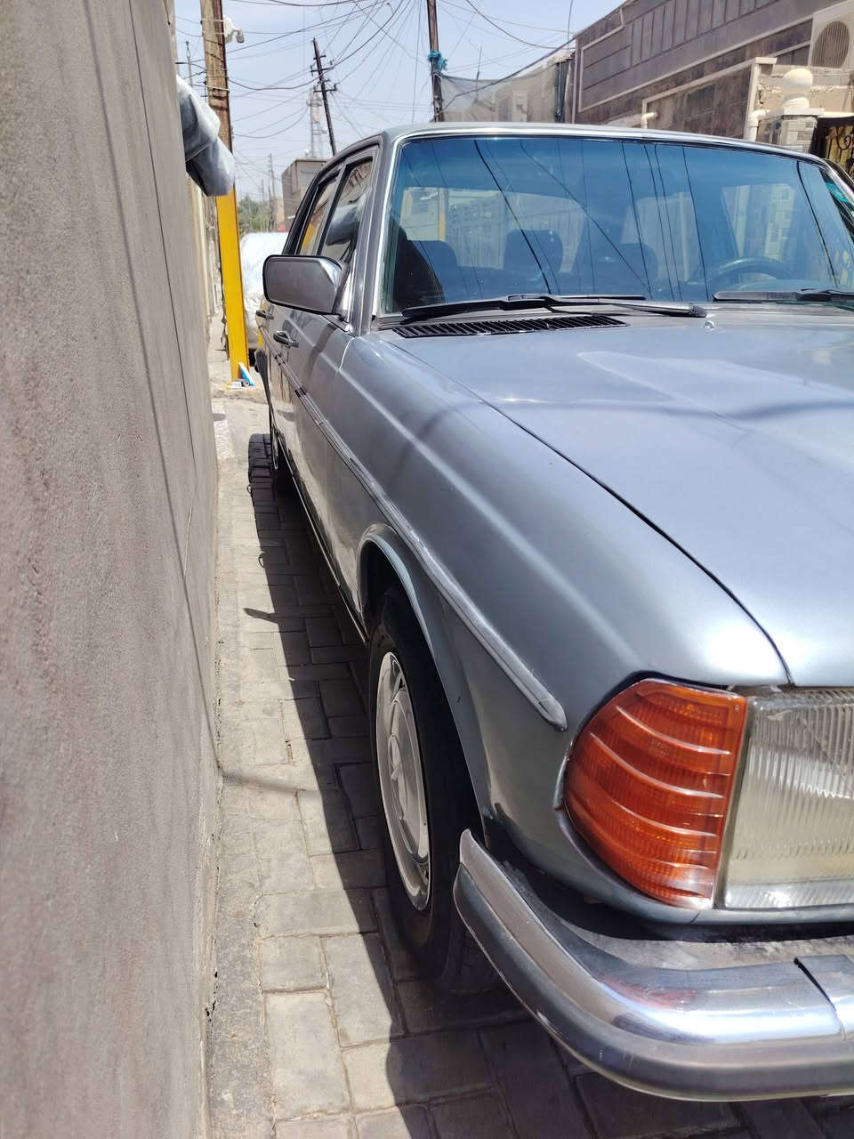 مارسيدس مرور موديل ٨٤ رقم انكليزي نينوى سنوية ٣٠ هزه جديده تبريد كير مكينة بلاد كمبريصر بي ضعف بسمي مكاني بغداد
رقمي *********** السعر 60 اوبي مجال
