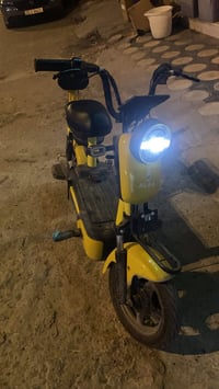 دراجة شحن • بطاريات ٣٠٠ • ما بيها نقص