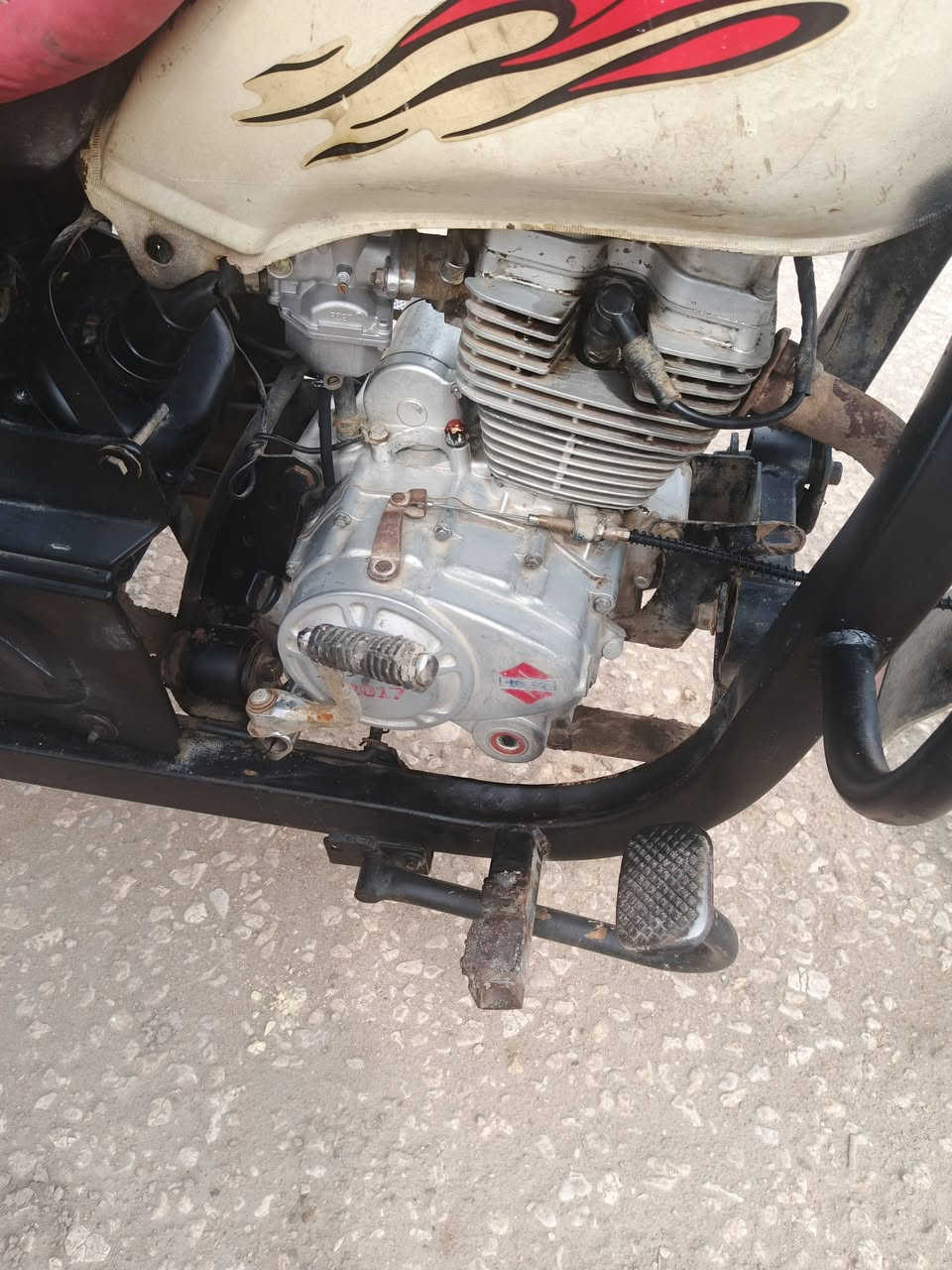 السلام عليكم ستوته للبيع موديل 2017 الشراي يجي خاص ***********
