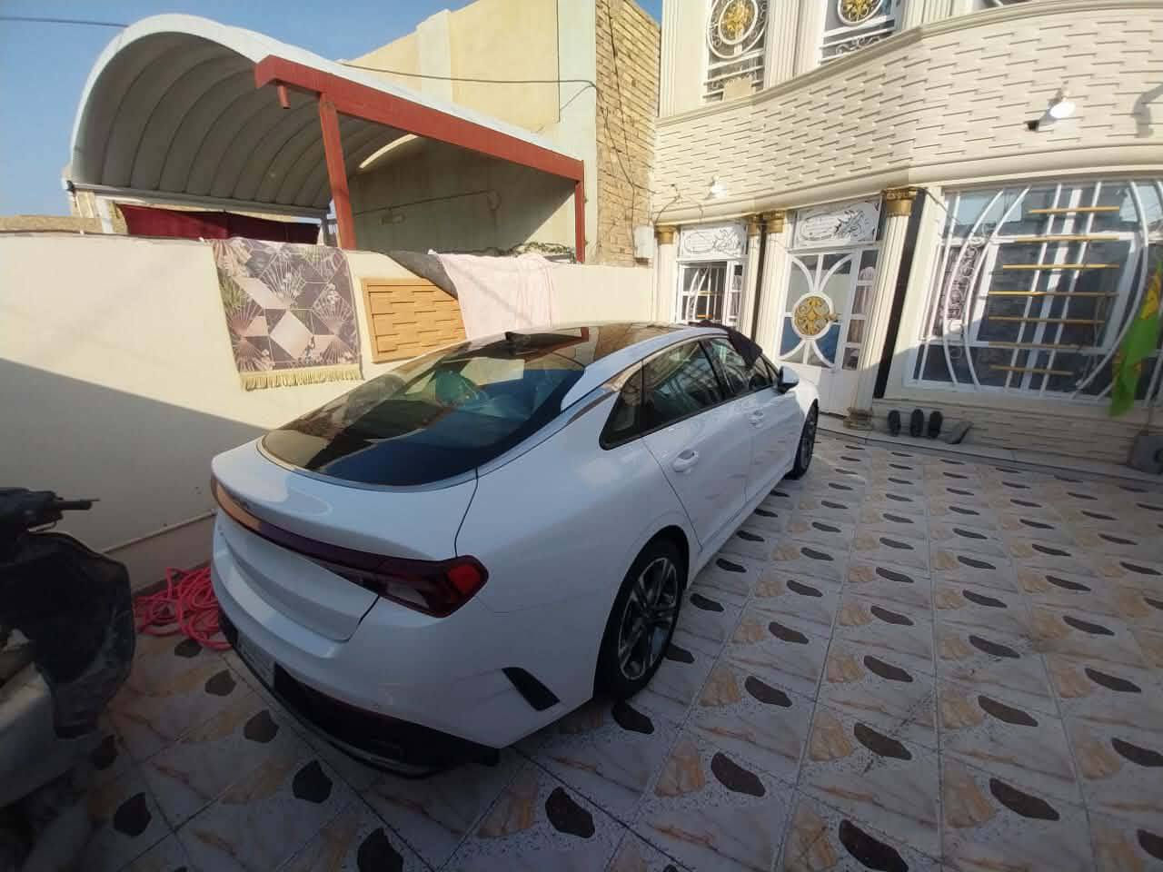 للبيع كي 5 موديل 22 رقم بغداد حره متواجده في البصره وارد امريكي***********السعر 175
