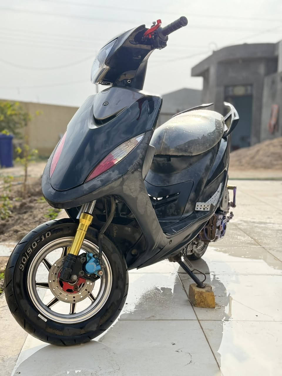 سلام عليكم ماكس عدله للبيع فول نضافه دراجه خير من الله كلجات رياضي فول تزويد /شلعه ومعدل 120✈️/ مبدل بيهه ولفات فقط /نقصهه بس باتري / سعر 650 مجال حك الجيه /متواجد واتساب ***********
