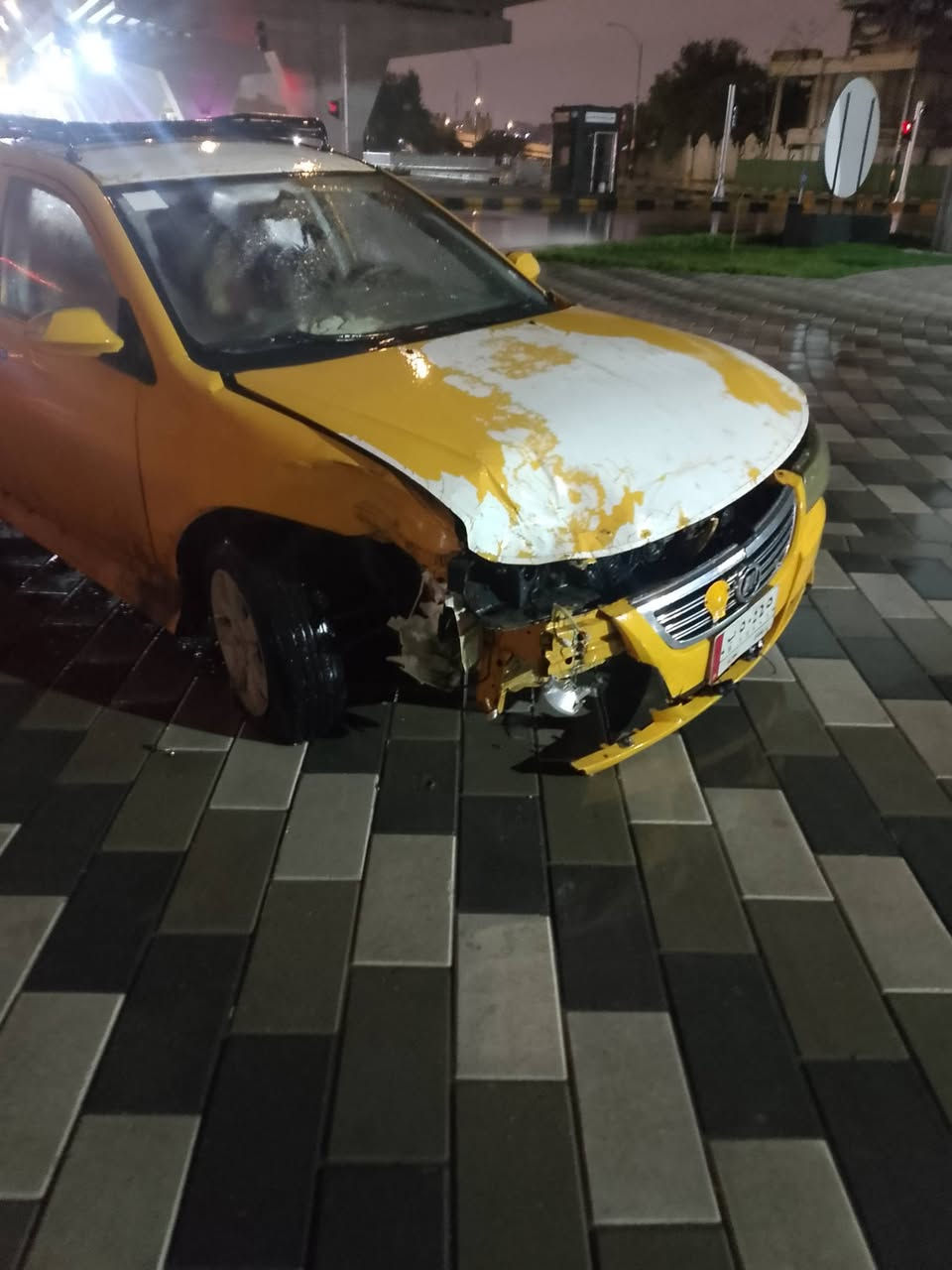 سياره ليفان موديل 11رقم بغدادمكاني ابوغريب ابيع عل حادثها 23 قفل كير محرك كورلا نضيف  لا تبخير ولا تنقص هذا رقمي *********** وات ساب
