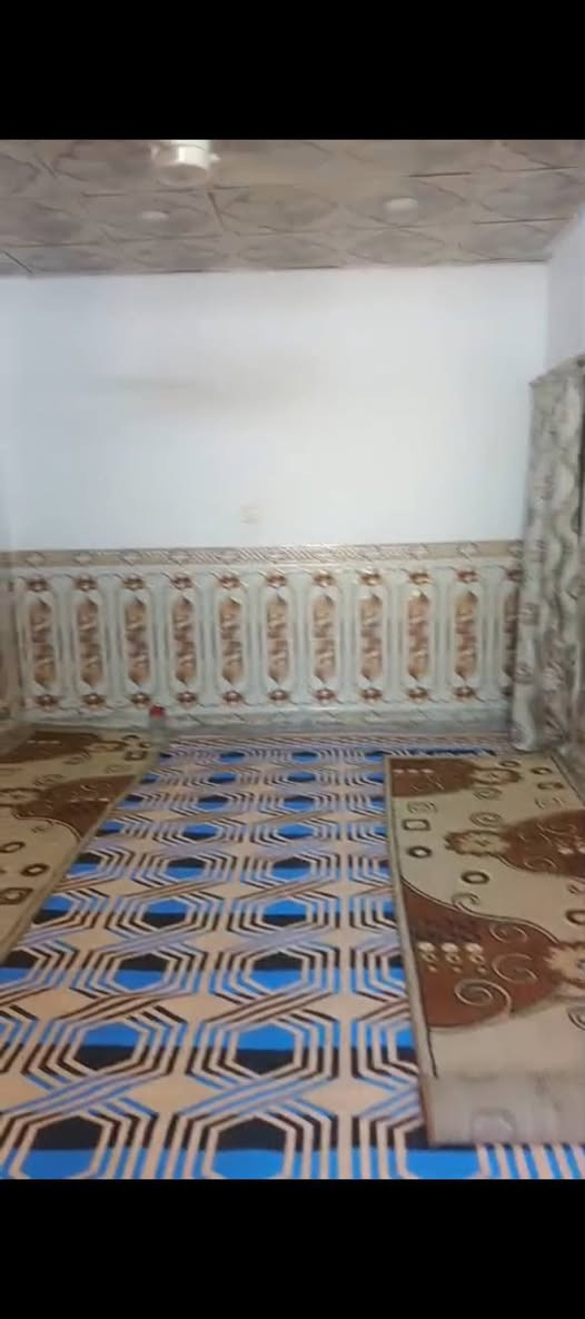 دار للرهن
 100م مبلغ الرهن 7
نجف كوفه دور الحوزه شارع رقم 5
يحتوي ع غرفة وصاله وستقبال ومطبخ وصحيات


**إذا كنت صاحب هذا الإعلان وتريد حذفه لأي سبب، رجاءا أرسل رسالة إلى الدعم الفني**