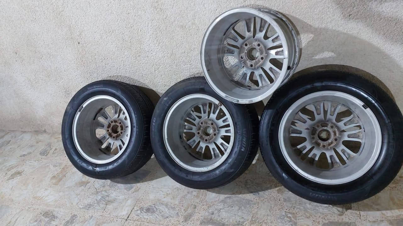 السلام عليكم تخم وياله اللبيع  ويل الوحده السعر قيم وخذ حجم  التخم 16_60_215


**إذا كنت صاحب هذا الإعلان وتريد حذفه لأي سبب، رجاءا أرسل رسالة إلى الدعم الفني**